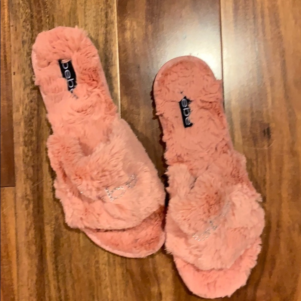 New Bebe rhinestone fluffy slippers
